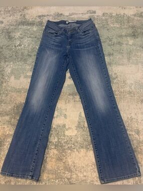 Levi’s 529 Curvy Boot Cut Jeans Size 4 Medium Wash Stretch